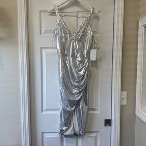 Rosevelvet Silver Formal Dress